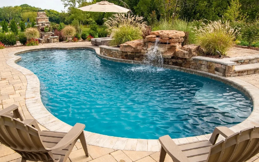 Pools Custom swimming pool contractor creating a tailored pool