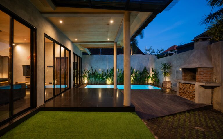 Trendy,Outdoor,Patio,Pergola,Shade,Structure,,Awning,And,Patio,Roof,